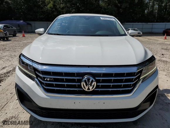 2020 Volkswagen Passat 2.0T R-Line with VIN 1VWMA7A33LC008609, listed as a Copart auction lot 65631523 with 31,701 mi miles and Salvage Title. Bid and sale history available at carsss.com. Image 5.