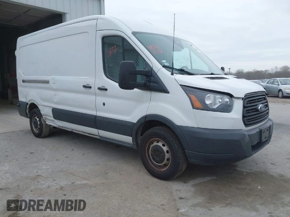 2018 Ford Transit z VIN 1FTBW2CM3JKA90610, wystawiony jako IAAI lot #42036872 z przebiegiem 81 833 mil mil oraz . Historia ofert i sprzedaży dostępna na DreamBid. Obrazek 1.