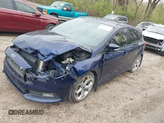 2017 Ford Focus ST with VIN 1FADP3L9XHL283306, listed as a IAAI auction lot 41945299 with 137,102 mi miles and . Bid and sale history available at carsss.com. Image 18.