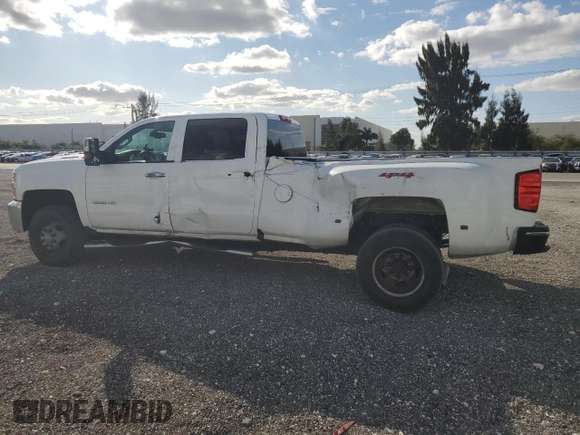 2019 Chevrolet Silverado 3500HD Work Truck with VIN 1GC4KVCY4KF112584, listed as a Copart auction lot 87727875 with 254,742 mi miles and Clean Title. Bid and sale history available at carsss.com. Image 2.