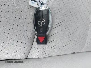 2015 Mercedes-Benz C-Class C 300 Luxury with VIN 55SWF4KB4FU020761, listed as a IAAI auction lot 41859583 with 112,885 mi miles. Bid and sale history available at carsss.com. Image 11.