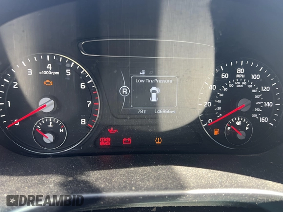 2016 Kia Sorento LX with VIN 5XYPGDA5XGG142632, listed as a IAAI auction lot 42143508 with 146,966 mi miles. Bid and sale history available at carsss.com. Image 6.