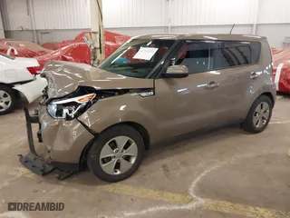 2015 Kia Soul with VIN KNDJN2A28F7124244, listed as a IAAI auction lot 41733327 with 109,852 mi miles. Bid and sale history available at carsss.com. Image 2.