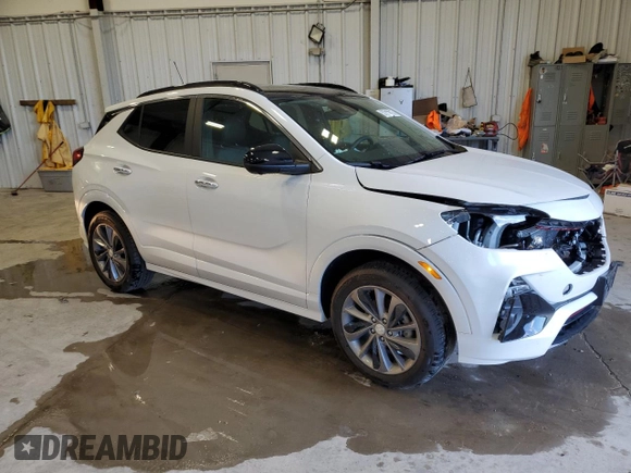 2022 Buick Encore GX Select with VIN KL4MMESL7NB048031, listed as a Copart auction lot 57319015 with 4,015 mi miles and Non repairable. Bid and sale history available at DreamBid. Image 4.
