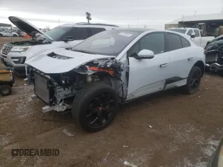 2020 Jaguar I-Pace SE z VIN SADHC2S13L1F85464, wystawiony jako Copart lot #81758543 z przebiegiem 32 784 mil mil oraz . Historia ofert i sprzedaży dostępna na DreamBid. Obrazek 1.