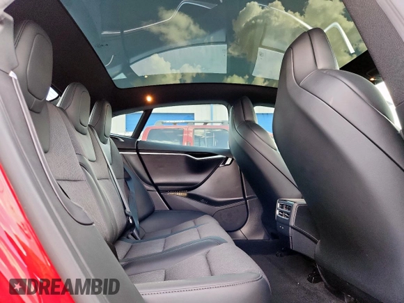 2017 Tesla Model S 60 с VIN 5YJSA1E11HF231340, выставлен на аукционе Copart как лот 62087375 с пробегом 74 303 миль миль и Списание • Salvage title. История ставок и продаж доступна на DreamBid. Изображение 10.