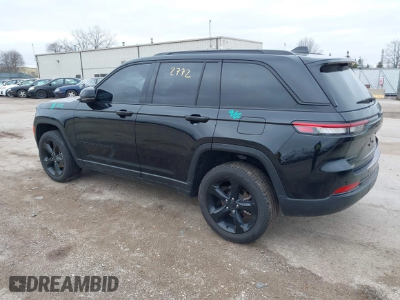 2024 Jeep Grand Cherokee Limited z VIN 1C4RJHBG6RC697148, wystawiony jako IAAI lot #41902772 z przebiegiem 8 082 mil mil oraz . Historia ofert i sprzedaży dostępna na DreamBid. Obrazek 3.