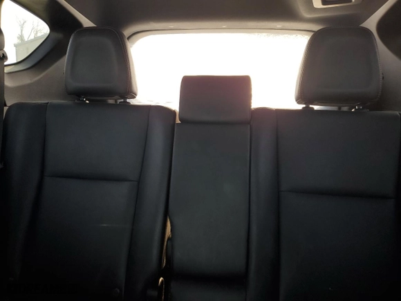 2018 Toyota RAV4 SE with VIN JTMJFREV2JD247803, listed as a Copart auction lot 49773674 with 137,012 mi miles and Salvage Title. Bid and sale history available at carsss.com. Image 10.
