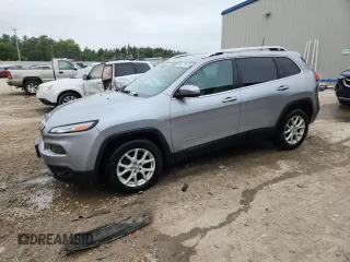 2017 Jeep Cherokee Latitude с VIN 1C4PJLCS2HW596442, выставлен на аукционе Copart как лот 66126435 с пробегом 179 750 миль миль и На запчасти • Non repairable. История ставок и продаж доступна на DreamBid. Изображение 1.