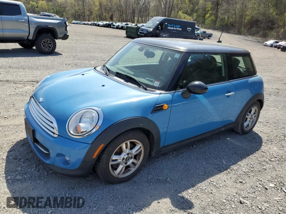 2013 MINI Hardtop with VIN WMWSU3C50DT682885, listed as a Copart auction lot 54238515 with 115,712 mi miles and Salvage Title. Bid and sale history available at DreamBid. Image 1.