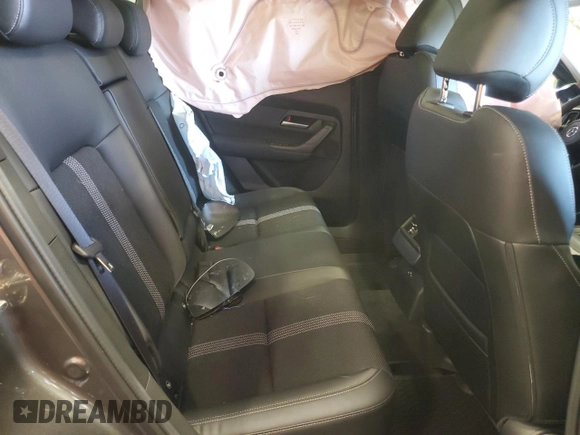 2025 Mazda CX-50 S Premium с VIN 7MMVABDM7SN310681, выставлен на аукционе Copart как лот 54887345 с пробегом 232 миль миль и Списание • Salvage title. История ставок и продаж доступна на DreamBid. Изображение 11.