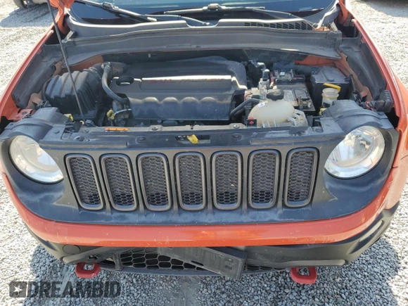 2016 Jeep Renegade Trailhawk with VIN ZACCJBCT9GPD54583, listed as a Copart auction lot 60826395 with 178,307 mi miles and Salvage title. Bid and sale history available at DreamBid. Image 12.