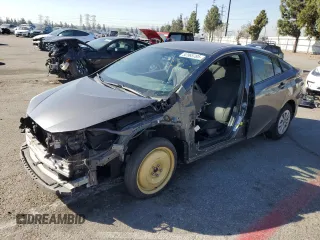 2016 Toyota Prius Two with VIN JTDKBRFU7G3022068, listed as a Copart auction lot 52965785 with 117,788 mi miles and Salvage Title. Bid and sale history available at carsss.com. Image 1.