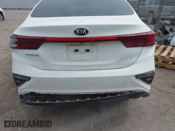 2021 Kia Forte LXS with VIN 3KPF24AD2ME369002, listed as a IAAI auction lot 41931053 with 58,865 mi miles and . Bid and sale history available at DreamBid. Image 16.