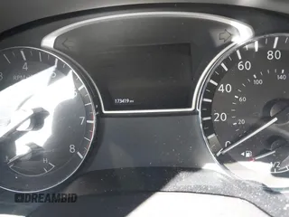 2018 Nissan Pathfinder SV z VIN 5N1DR2MM0JC606426, wystawiony jako IAAI lot #41377783 z przebiegiem 173 419 mil mil oraz . Historia ofert i sprzedaży dostępna na DreamBid. Obrazek 7.