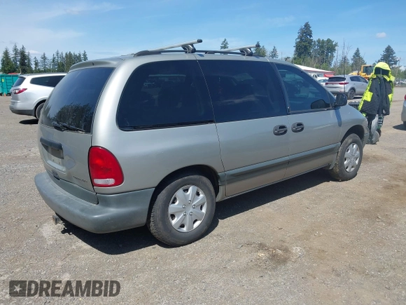 1996 Dodge Caravan SE z VIN 2B4GP4532TR594635, wystawiony jako IAAI lot #42339395 z przebiegiem 112 337 mil mil oraz . Historia ofert i sprzedaży dostępna na DreamBid. Obrazek 4.