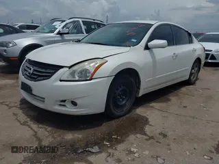 2012 Nissan Altima S z VIN 1N4AL2AP4CN533713, wystawiony jako IAAI lot #42387384 z przebiegiem 229 745 mil mil oraz . Historia ofert i sprzedaży dostępna na DreamBid. Obrazek 2.