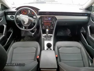 2020 Volkswagen Passat SE z VIN 1VWSA7A38LC010962, wystawiony jako Copart lot #57520325 z przebiegiem 76 566 mil mil oraz Czysty tytuł • Clean title. Historia ofert i sprzedaży dostępna na DreamBid. Obrazek 8.