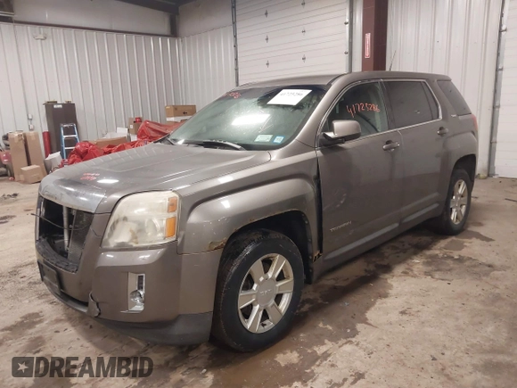 2010 GMC Terrain SLE-1 with VIN 2CTFLCEW1A6230403, listed as a IAAI auction lot 41725286 with 191,846 mi miles. Bid and sale history available at carsss.com. Image 2.