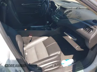 2018 Chevrolet Impala LT z VIN 2G1105S36J9121804, wystawiony jako IAAI lot #42197191 z przebiegiem 234 907 mil mil oraz . Historia ofert i sprzedaży dostępna na DreamBid. Obrazek 5.
