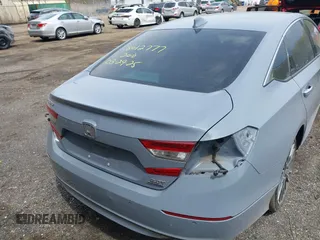 2021 Honda Accord Touring z VIN 1HGCV2F97MA031909, wystawiony jako IAAI lot #41967716 z przebiegiem 40 569 mil mil oraz . Historia ofert i sprzedaży dostępna na DreamBid. Obrazek 17.