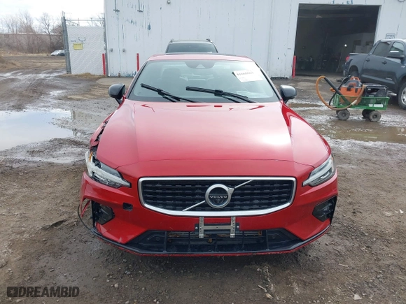 2020 Volvo S60 R-Design with VIN 7JRA22TM8LG039831, listed as a IAAI auction lot 41665063 with 28,632 mi miles. Bid and sale history available at carsss.com. Image 12.