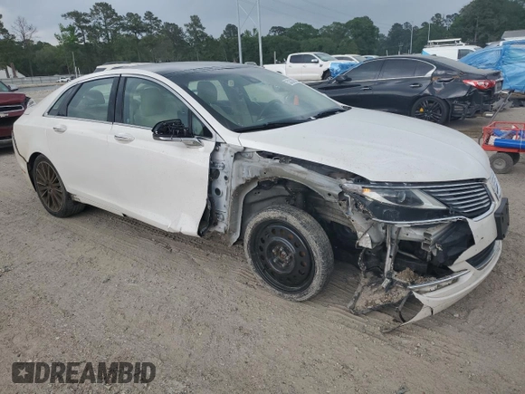 2014 Lincoln MKZ z VIN 3LN6L2GK9ER825882, wystawiony jako Copart lot #53332435 z przebiegiem 114 677 mil mil oraz Szkoda całkowita • Salvage title. Historia ofert i sprzedaży dostępna na DreamBid. Obrazek 4.
