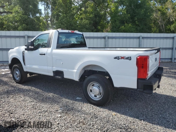 2024 Ford F-250 XL z VIN 1FTBF2BA0REC59905, wystawiony jako Copart lot #53203795 z przebiegiem Nie podano mil oraz Szkoda całkowita • Salvage title. Historia ofert i sprzedaży dostępna na DreamBid. Obrazek 2.