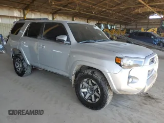 2022 Toyota 4Runner TRD Off Road Premium with VIN JTERU5JR5N6022517, listed as a Copart auction lot 55607515 with 104,285 mi miles and Non Repairable. Bid and sale history available at DreamBid. Image 4.