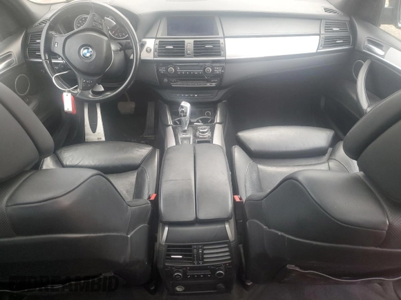 2012 BMW X5 M with VIN 5YMGY0C53CLK27448, listed as a Copart auction lot 80757454 with 146,435 mi miles and Salvage Title. Bid and sale history available at carsss.com. Image 8.