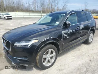 2018 Volvo XC90 Momentum with VIN YV4102PKXJ1352339, listed as a Copart auction lot 54007185 with 117,059 mi miles and Salvage Title. Bid and sale history available at carsss.com. Image 1.