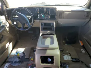 2005 GMC Yukon XL SLT with VIN 1GKFK16Z25J140976, listed as a Copart auction lot 47102665 with 169,420 mi miles and Salvage Title. Bid and sale history available at carsss.com. Image 8.
