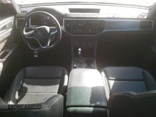 2022 Volkswagen Atlas SE z VIN 1V2DC2CA5NC203530, wystawiony jako Copart lot #72041664 z przebiegiem 32 981 mil mil oraz Szkoda całkowita • Salvage title. Historia ofert i sprzedaży dostępna na DreamBid. Obrazek 8.
