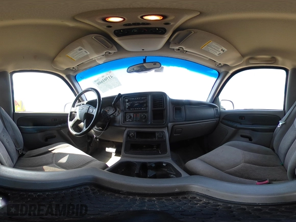 2003 Chevrolet Suburban LT with VIN 1GNEC16Z13J247753, listed as a IAAI auction lot 41501608 with 300,977 mi miles. Bid and sale history available at carsss.com. Image 18.