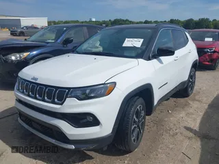 2022 Jeep Compass High Altitude with VIN 3C4NJDCB5NT232353, listed as a IAAI auction lot 40367558 with 8,602 mi miles and . Bid and sale history available at DreamBid. Image 17.