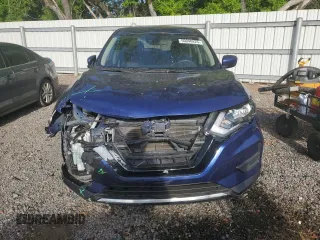 2019 Nissan Rogue SV with VIN JN8AT2MT9KW500495, listed as a Copart auction lot 50040825 with 79,576 mi miles and Salvage Title. Bid and sale history available at carsss.com. Image 5.