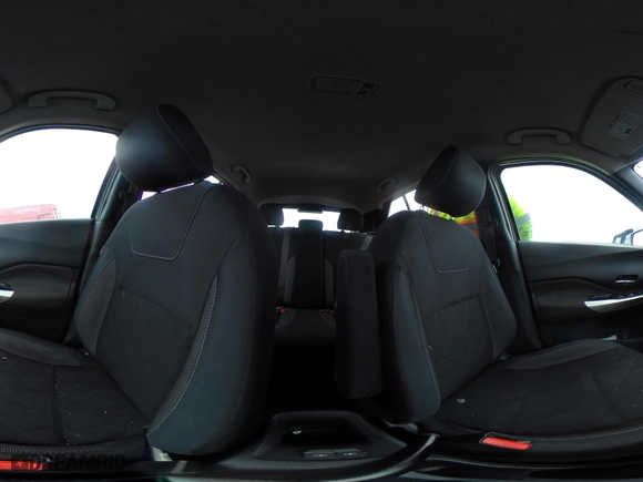 2019 Nissan Kicks S with VIN 3N1CP5CU9KL542551, listed as a IAAI auction lot 41732325 with 143,774 mi miles. Bid and sale history available at carsss.com. Image 17.