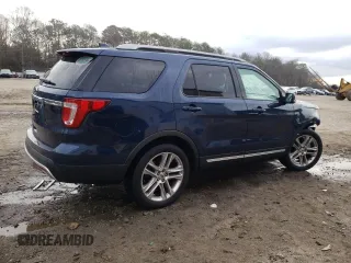 2017 Ford Explorer XLT с VIN 1FM5K7D88HGE32570, выставлен на аукционе Copart как лот 43013085 с пробегом 85 687 миль миль и Списание • Salvage title. История ставок и продаж доступна на DreamBid. Изображение 3.