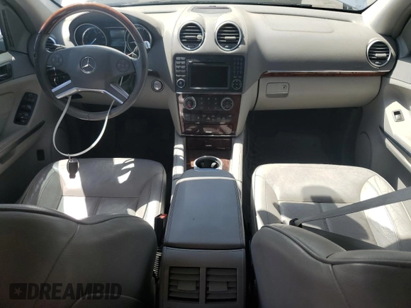 2012 Mercedes-Benz GL 450 z VIN 4JGBF7BE7CA786740, wystawiony jako Copart lot #52651335 z przebiegiem 157 028 mil mil oraz Szkoda całkowita • Salvage title. Historia ofert i sprzedaży dostępna na DreamBid. Obrazek 8.