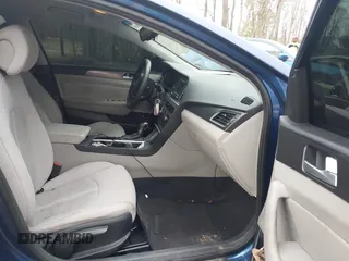 2015 Hyundai Sonata Limited with VIN 5NPE34AF5FH186363, listed as a IAAI auction lot 41917868 with 153,445 mi miles and . Bid and sale history available at carsss.com. Image 5.
