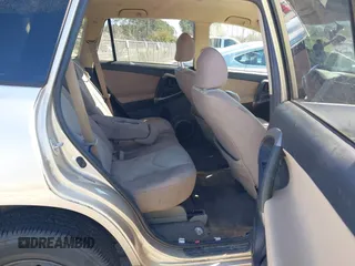 2007 Toyota RAV4 with VIN JTMZD33V475074183, listed as a IAAI auction lot 41736283 with 289,453 mi miles. Bid and sale history available at carsss.com. Image 8.