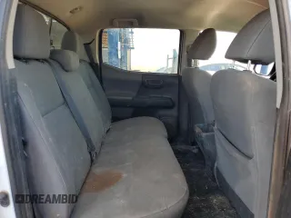 2019 Toyota Tacoma SR z VIN 3TMCZ5AN2KM221349, wystawiony jako Copart lot #60332685 z przebiegiem 109 907 mil mil oraz Szkoda całkowita • Salvage title. Historia ofert i sprzedaży dostępna na DreamBid. Obrazek 10.