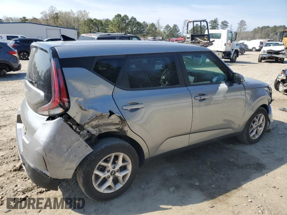 2024 Kia Soul S with VIN KNDJ23AU5R7917909, listed as a Copart auction lot 50984825 with 11,438 mi miles and Salvage Title. Bid and sale history available at DreamBid. Image 3.