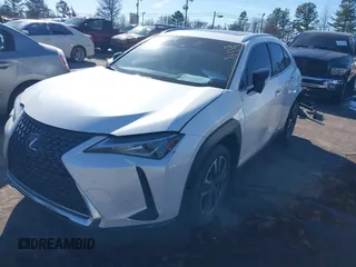 2021 Lexus UX 250h с VIN JTHP9JBH9M2051101, выставлен на аукционе IAAI как лот 41422925 с пробегом 75 262 миль миль и . История ставок и продаж доступна на DreamBid. Изображение 17.