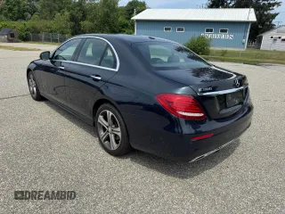 2017 Mercedes-Benz E 300 Luxury with VIN WDDZF4KB8HA193103, listed as a Copart auction lot 64772685 with 138,501 mi miles and Clean title. Bid and sale history available at DreamBid. Image 3.