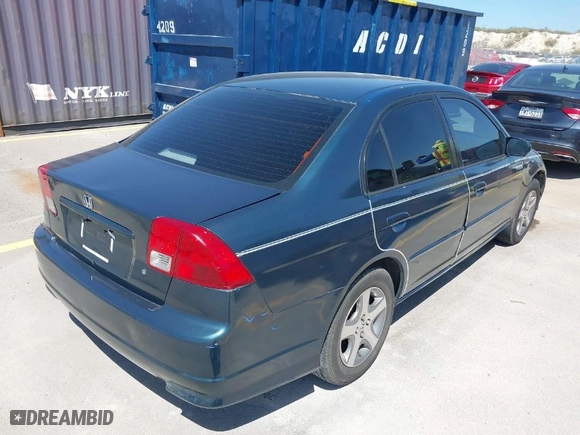 2004 Honda Civic LX with VIN 2HGES16514H547323, listed as a IAAI auction lot 41831984 with 258,385 mi miles. Bid and sale history available at carsss.com. Image 4.