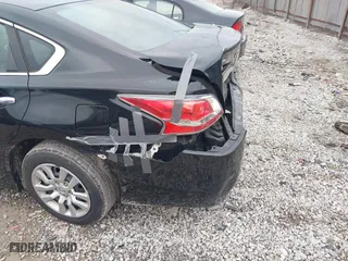 2015 Nissan Altima 2.5 with VIN 1N4AL3AP3FC176837, listed as a IAAI auction lot 41843408 with 185,466 mi miles. Bid and sale history available at carsss.com. Image 14.