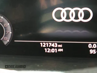 2020 Audi Q3 S line Premium Plus с VIN WA1EECF3XL1034045, выставлен на аукционе IAAI как лот 42726643 с пробегом 121 743 миль миль и . История ставок и продаж доступна на DreamBid. Изображение 15.