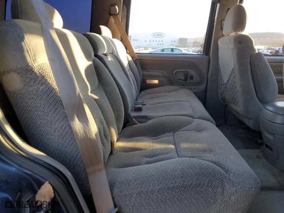 1998 Chevrolet Tahoe with VIN 1GNEC13R8WJ313742, listed as a Copart auction lot 86065574 with 201,120 mi miles and Salvage Title. Bid and sale history available at carsss.com. Image 11.