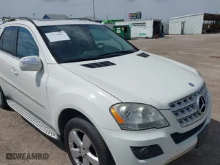 2010 Mercedes-Benz M-Class ML 350 with VIN 4JGBB8GB8AA562003, listed as a IAAI auction lot 41785443 with 208,317 mi miles. Bid and sale history available at carsss.com. Image 6.